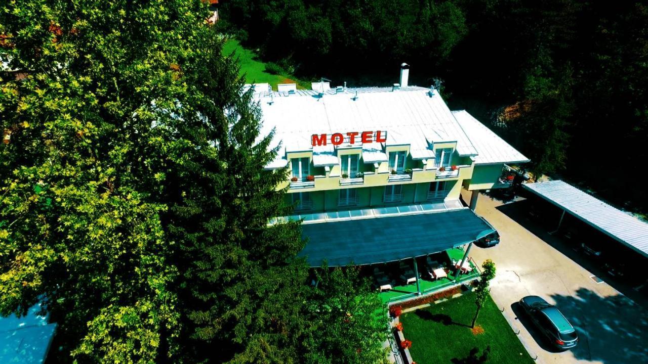 Motel Maksumic Jablanica Exteriör bild